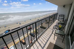 By the Sea Resort 807-seaside Retreat