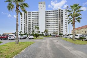 By the Sea Resort 907-sea La Vie