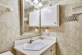 By the Sea Resort 907-sea La Vie