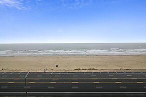 By the Sea Resort 907-sea La Vie