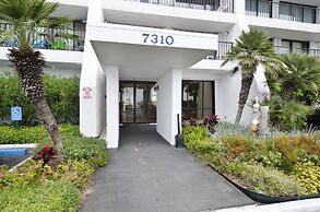 By the Sea Resort 907-sea La Vie