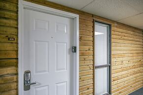 Casa Del Mar 208 - Red, White & Beach