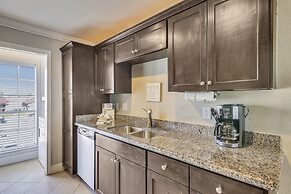 Dawn 834 - Desi's at the Dawn