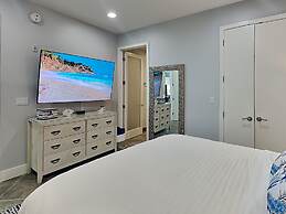 Diamond Beach 514- Precious Moments at the Beach