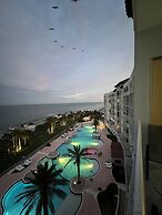 Diamond Beach 608 - Blue Lagoon