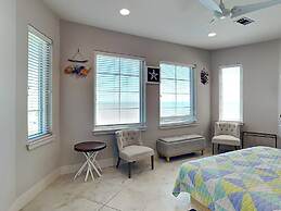 Diamond Beach 701 - Queen of Diamonds