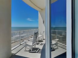 Diamond Beach 701 - Queen of Diamonds