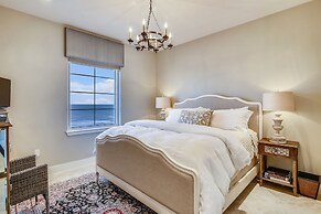 Diamond Beach 706-crown Jewel