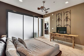 Diamond Beach 708 - Kohinoor