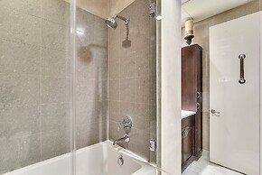 Diamond Beach 708 - Kohinoor