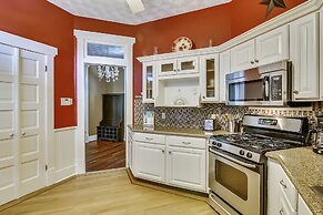 Ellie's Island Retreat