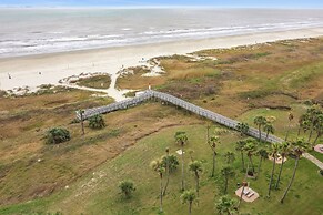 Galvestonian 1002 - Beachfront Getaway
