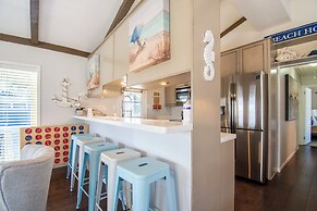 4514isllifejbnh - Island Life