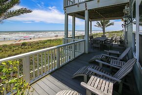 4515kathiebfbvnh - Kathie's Beachfront Kottage