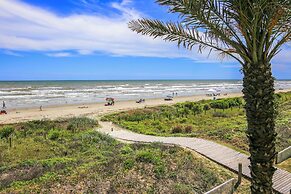 4515kathiebfbvnh - Kathie's Beachfront Kottage