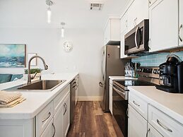 Maravilla 233 - Indigo Flamingo