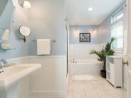 4513oncetidesgnh - Once Upon a Tide