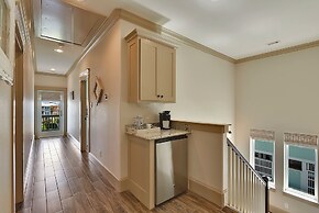 4514neptsanctbvnh - Neptune's Sanctuary