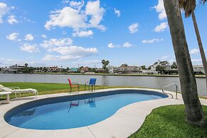 4513pragerjbnh - Prager Bay View