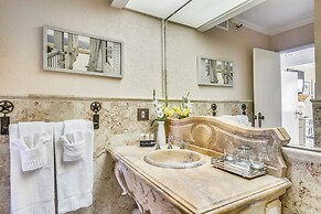 San Luis 1235 - Luis' Lair