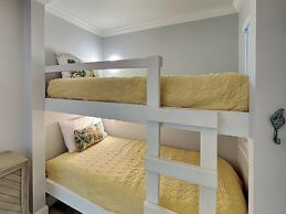 Seascape 1110 - Parrot Paradise