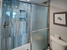 Seascape 1110 - Parrot Paradise