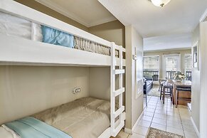 Seascape 1220 - Seaside Fun