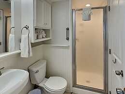 Seascape 1301 - Beachcomber