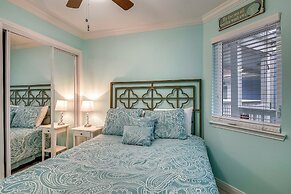 Seascape 1307 - A Sunny Seahorse