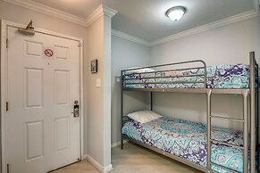 Seascape 1307 - A Sunny Seahorse