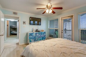 Seascape 1307 - A Sunny Seahorse