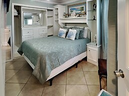 Seascape 2206 - Shore Thing