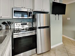 Seascape 2206 - Shore Thing