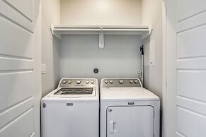 4514skinbonesgbnh - Skin and Bones