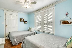 The Turquoise Turtle