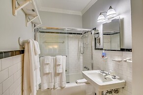 The Turquoise Turtle