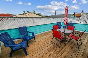 The Turquoise Turtle