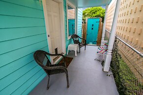 The Turquoise Turtle