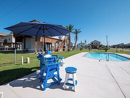 4513toopooltrnh - Too Pool for School