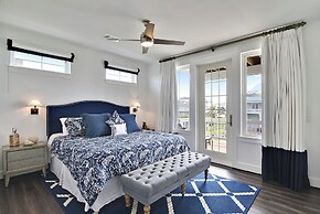 4513winedownpwnh - Wine Down