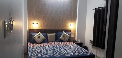 Goroomgo Kanha Inn Lucknow