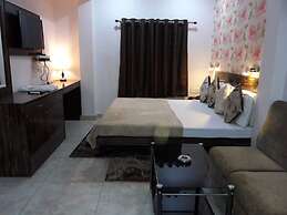 Goroomgo Kanha Inn Lucknow