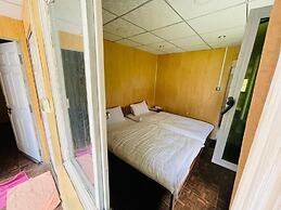 Hotel Chateau De North