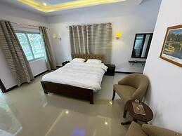 Hotel Chateau De North