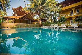 juSTa  Morjim Beach Resort and Spa