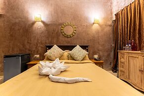 juSTa  Morjim Beach Resort and Spa