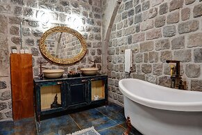 Kerem Ile Asli Hotel