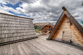 House Of Nature With Sauna And Tents