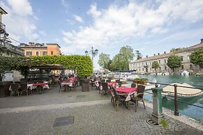 Peschiera 2 min Center With Pool