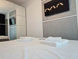 PROMENADA Alezzi Apartments